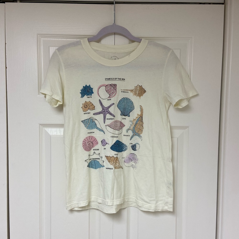 Pacsun shell graphic tee